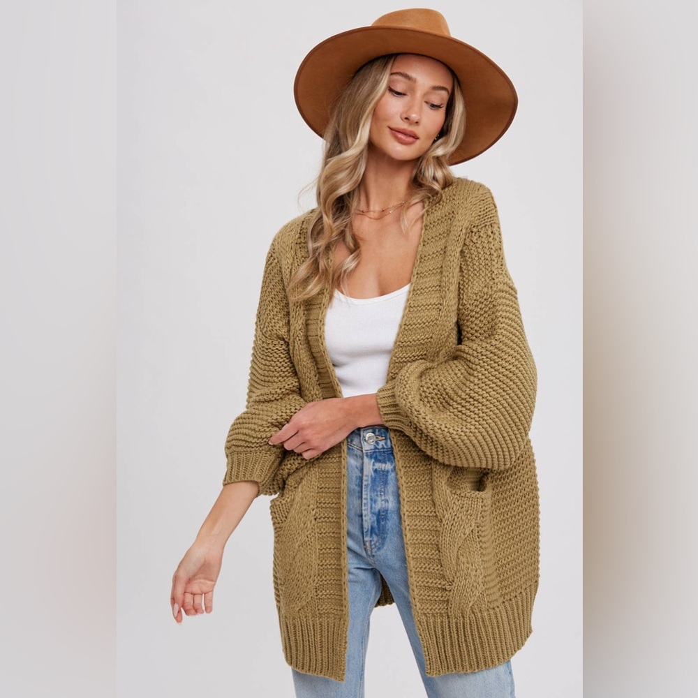 CHUNKY CABLE LANTERN SLEEVE CARDIGAN: OLIVE